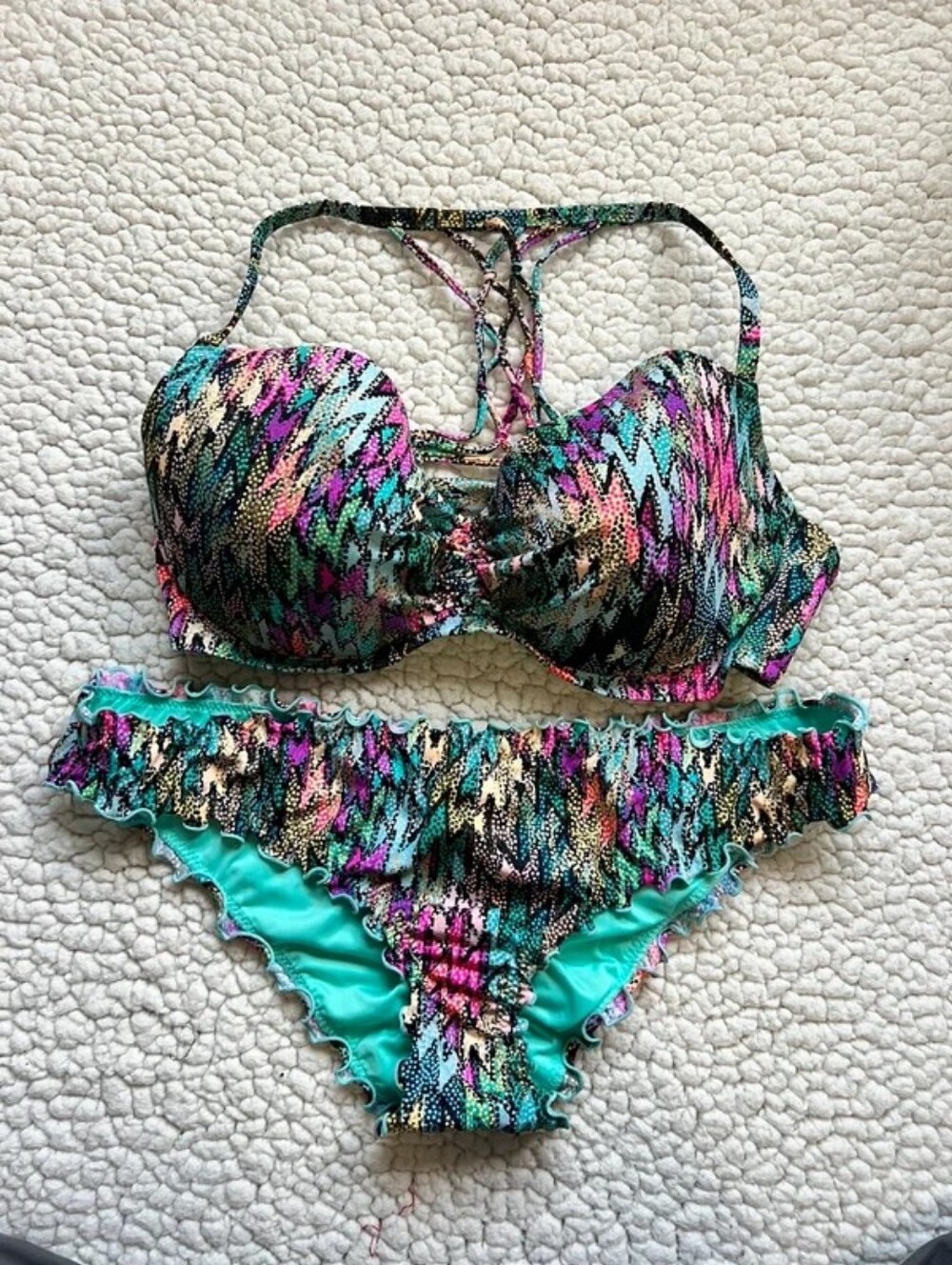 Multi-Color Zigzag Print Push-Up Bikini Set - Women Swim